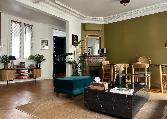 Bel Appartement Paris Montmartre